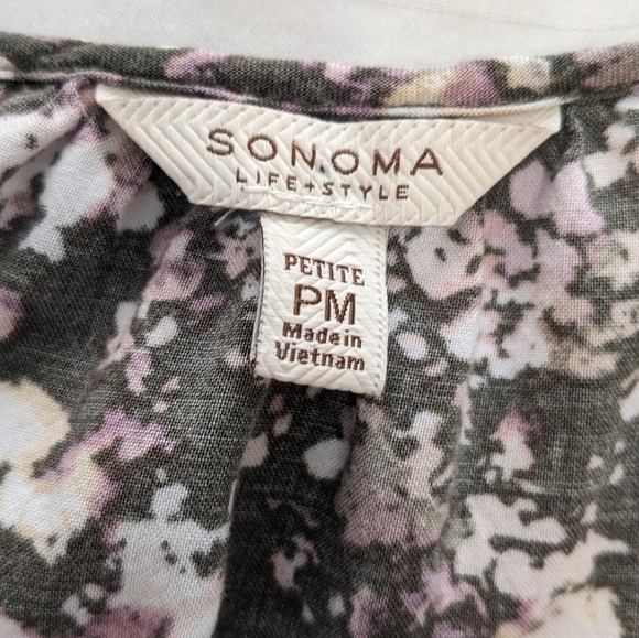 SONOMA sleeveless top with a v-neck and tie size Petite Medium - Picture 7 of 8